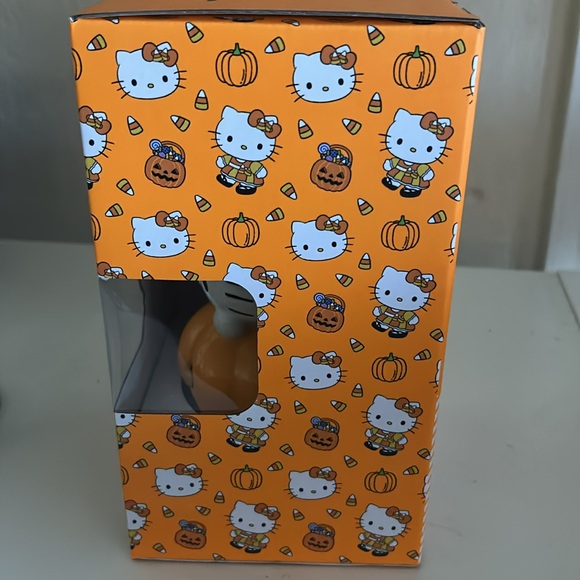 Hello Kitty Halloween 🎃 ceramic diffuser. - Picture 5 of 7
